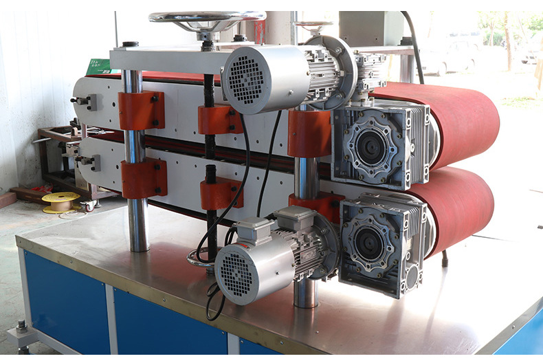 皮带牵引机 pvc管材牵引机 履带牵引机 高效率牵引机