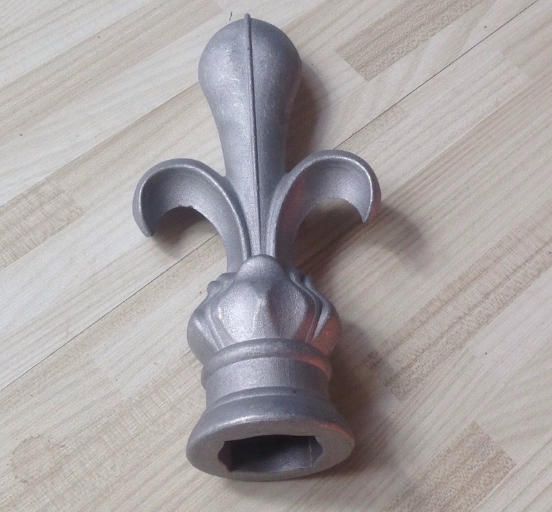 铝艺围栏配件大门配件铝艺枪尖锌钢护栏配件中枪头栅栏枪头定制铝