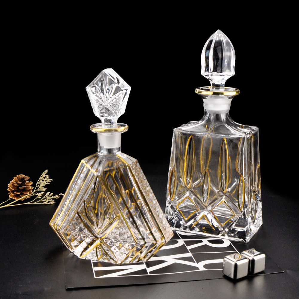 厂家欧式轻奢威士忌描金洋酒瓶 高档水晶玻璃伏特加小酒瓶 空瓶采购
