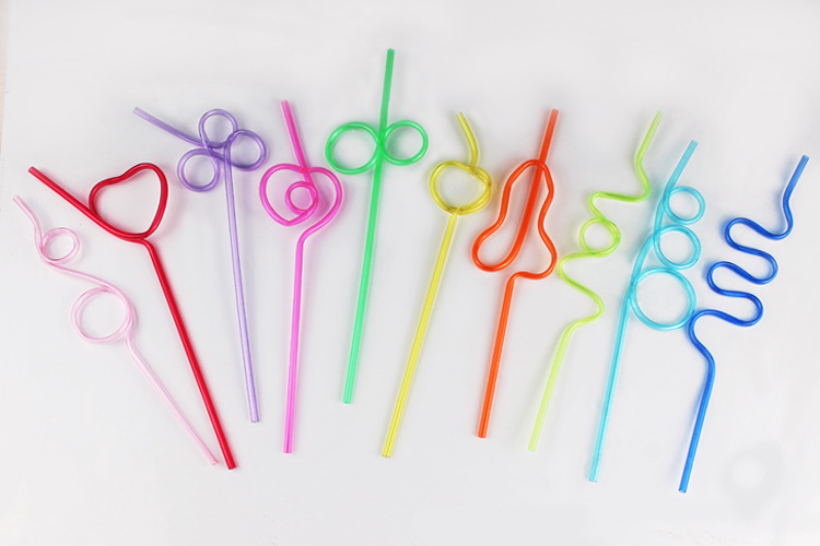 厂家批发创意水晶吸管一次性硬塑料pvc造型吸管爱心创意吸管10根