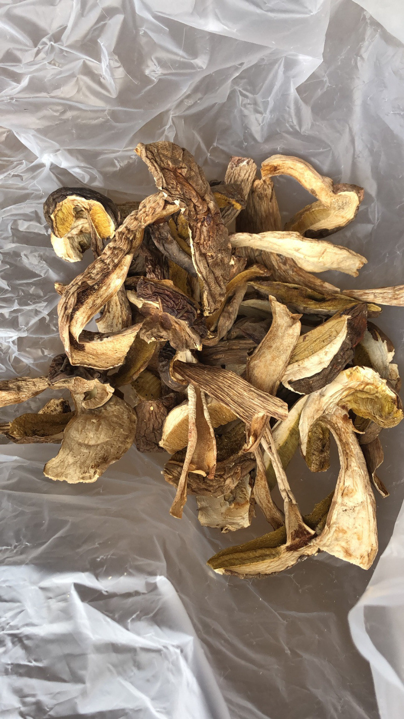 美味牛肝菌干货云南特产野生菌白牛干菌食用菌香菇类干片菌菇炖汤
