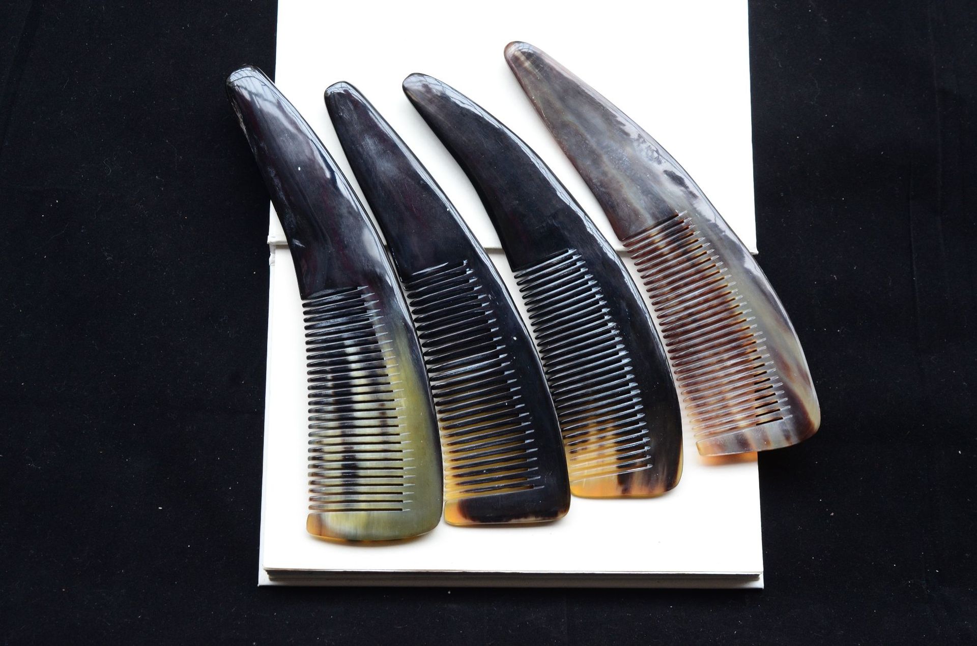 22cm大号厚柄黑水牛角梳 黑水牛角尖尾梳 黑水牛角尖尾梳