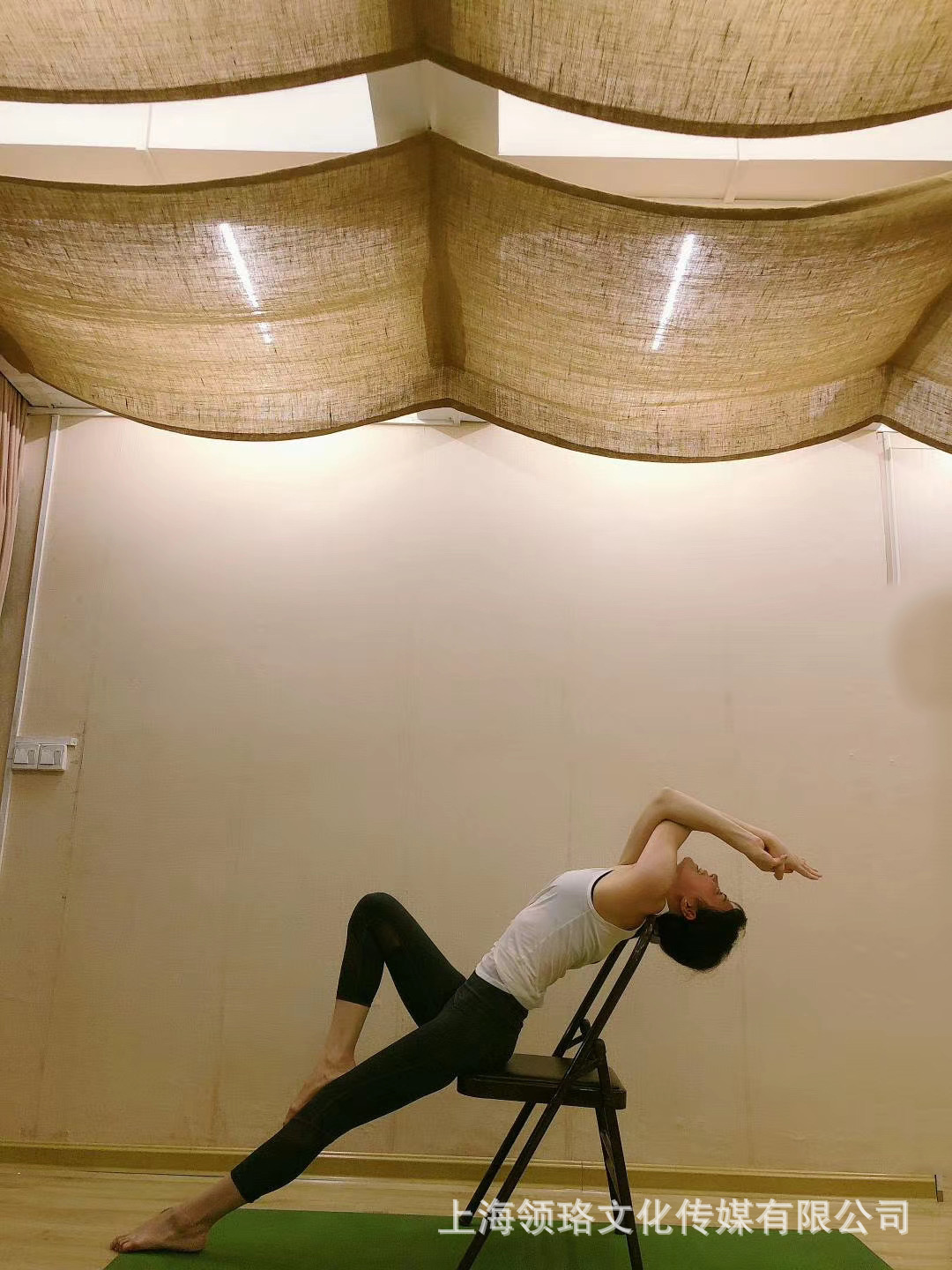 厂家直销包邮艾扬格瑜伽椅瑜伽辅助椅加粗加厚折叠椅加固加重型