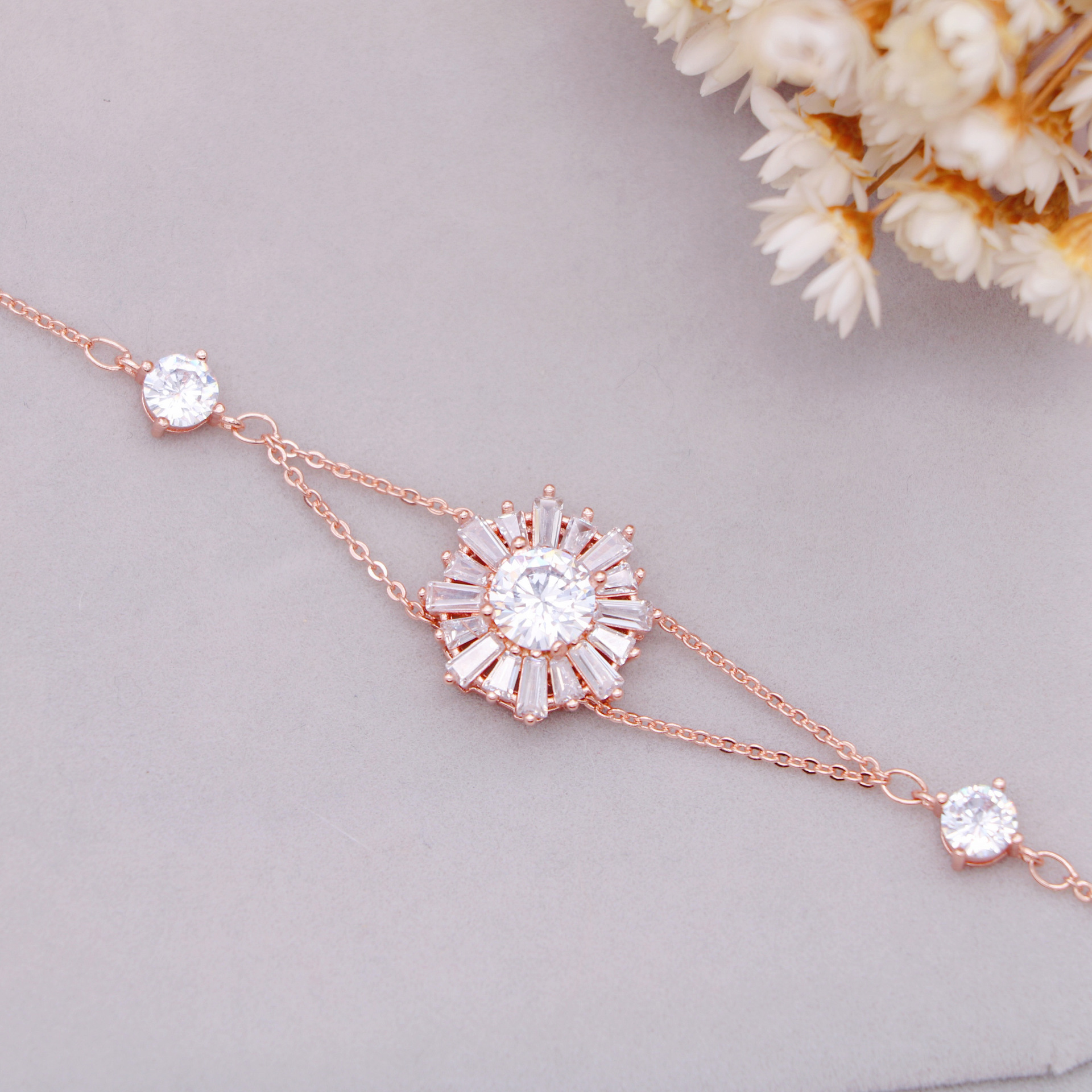 陈饰 施华洛元素太阳花手链 韩版玫瑰金微镶锆石直播爆款一件代发