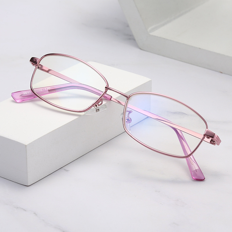 防蓝光复古全框架精致女式眼镜老花紫色轻盈金属舒适简约地摊新款