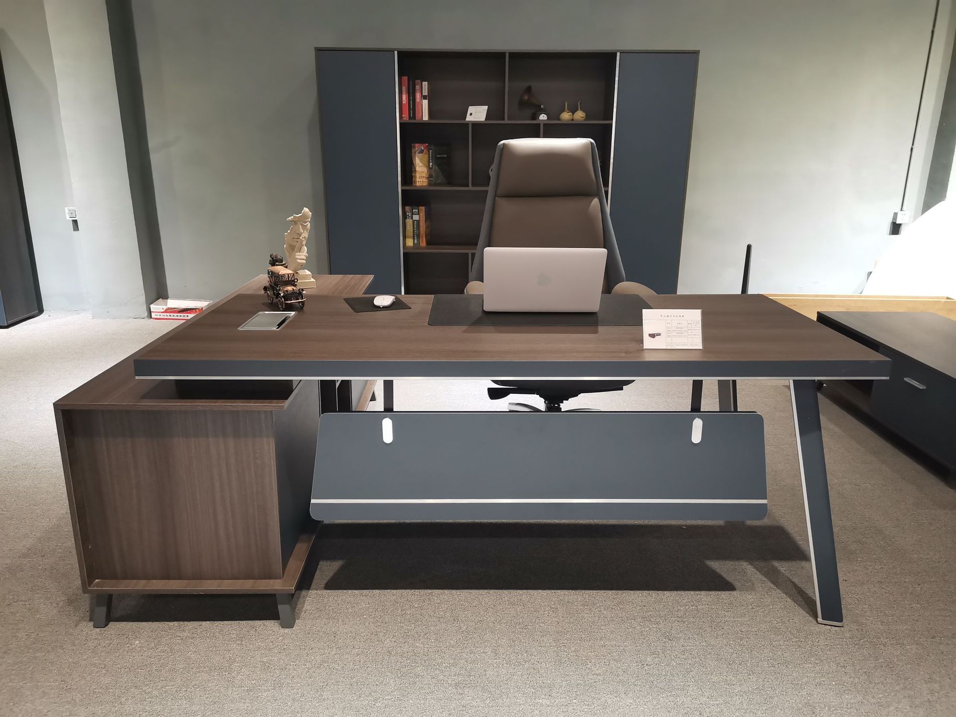 远昂办公现代经理桌 抖音同款钢脚板式 单人办公桌 支持定制