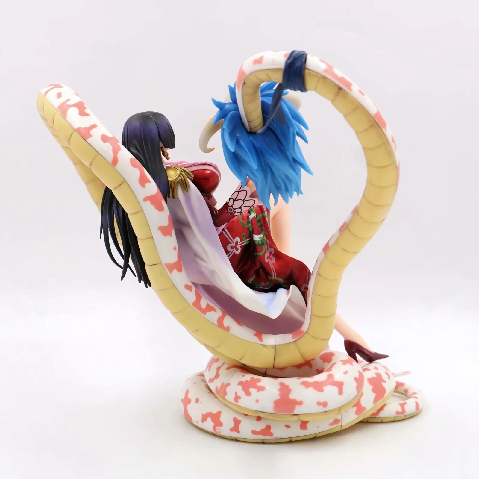 海贼王 王下七武海 pop max 女帝 九蛇汉库克 坐姿蛇椅 盒装 手办