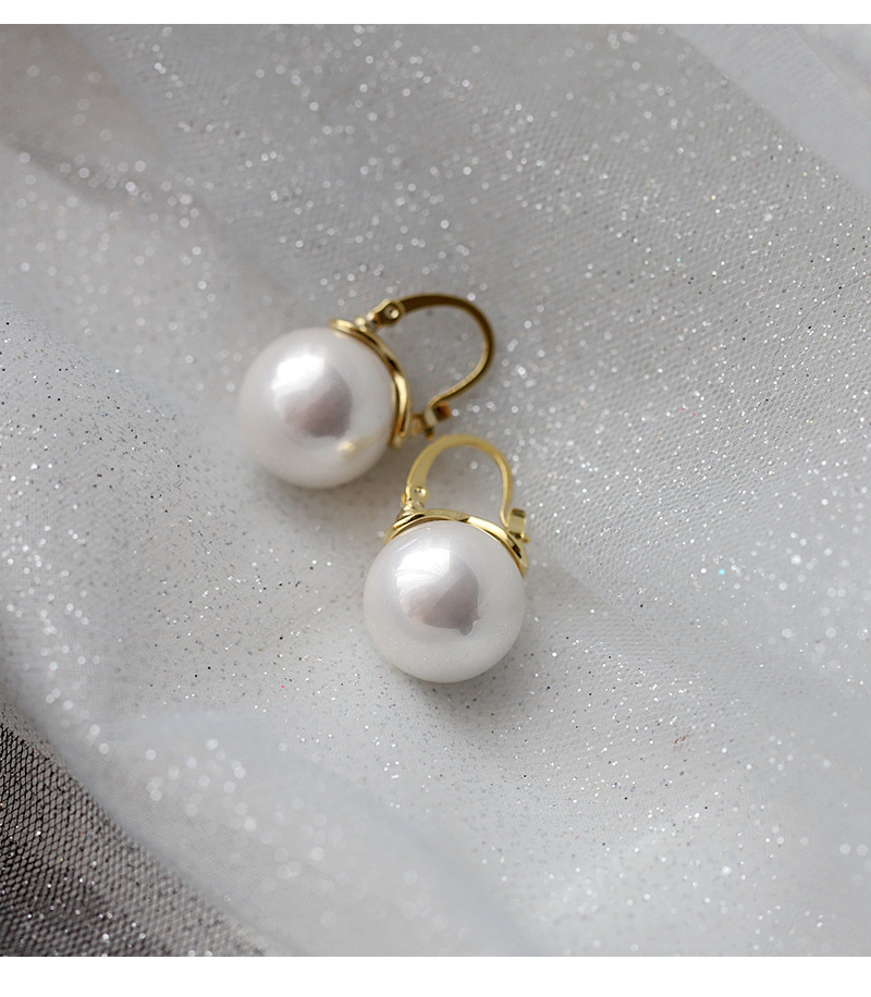 珍珠耳饰女 时尚珍珠耳扣耳环女 s925银耳坠网红真银耳钉新款潮
