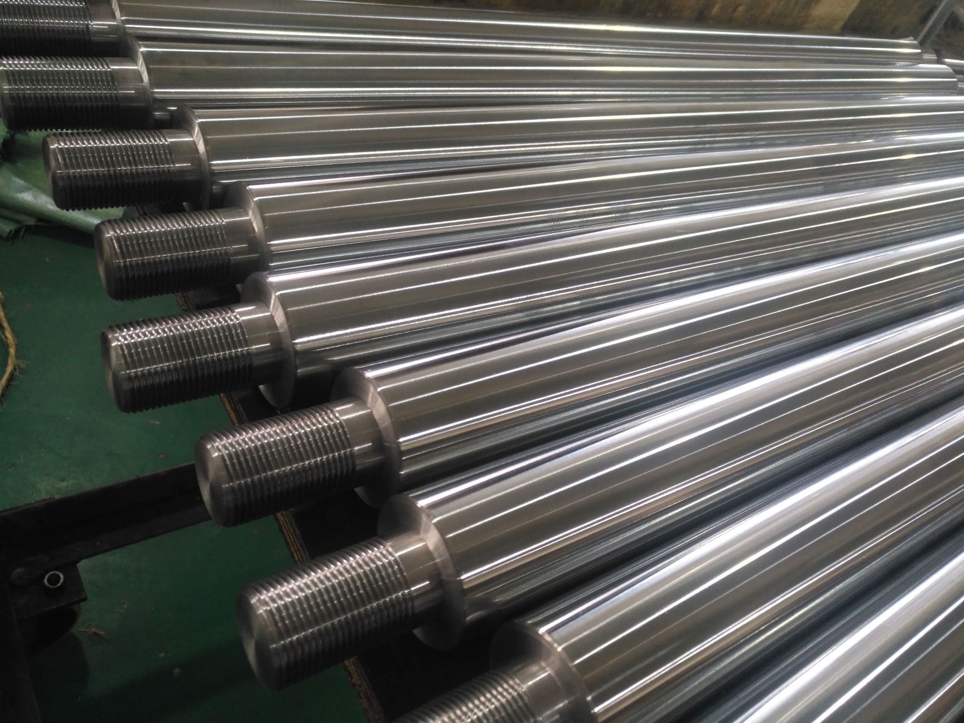 直销批发直线光轴空心轴镀铬棒来图加工切割45碳轴承钢稳定6-80mm