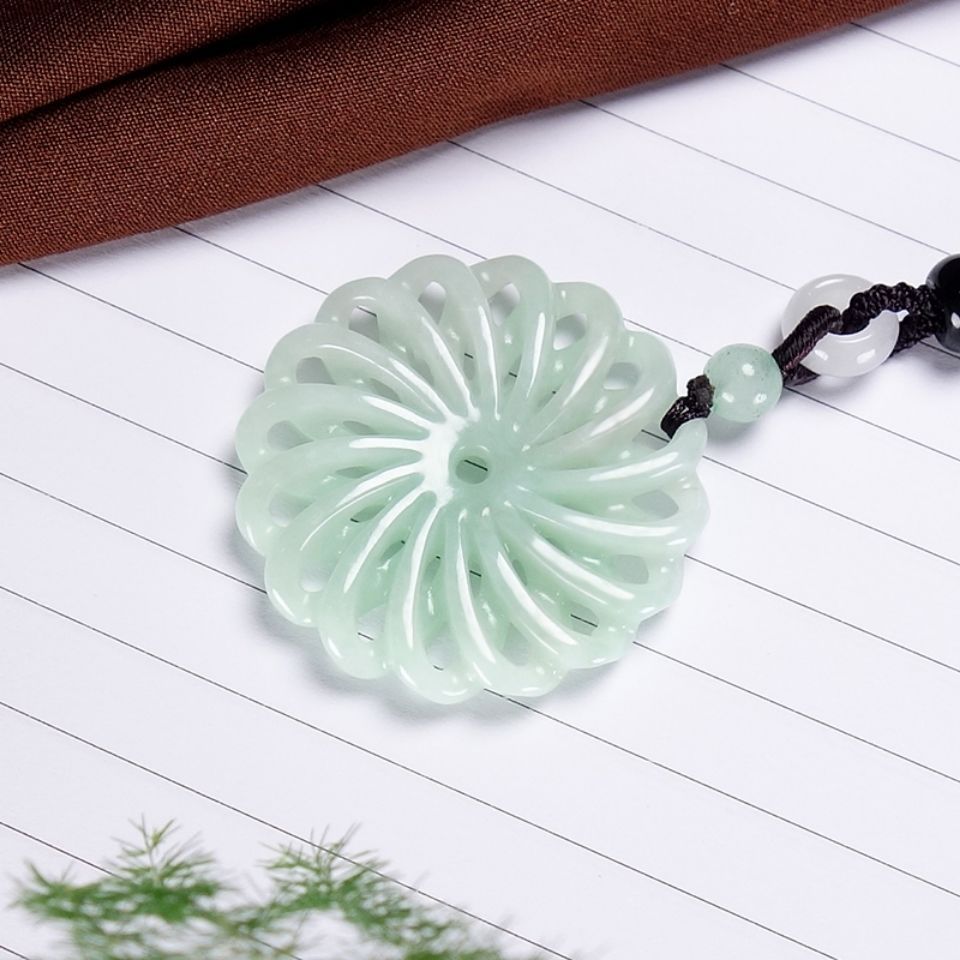 天然缅甸翡翠a货玉石男女款镂空雕刻莲花圆牌子项链坠子