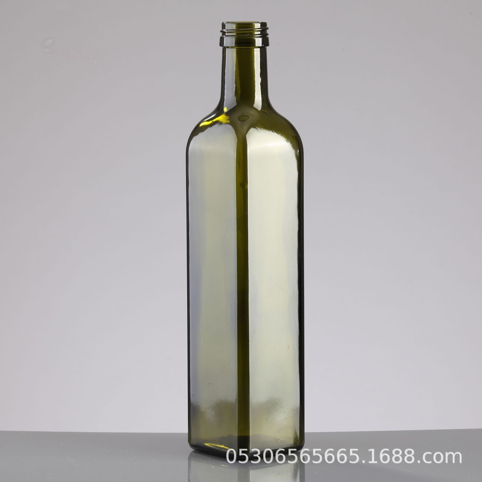 创意长方形玻璃酒瓶现货供应酒水包装瓶定制多规格玻璃空瓶