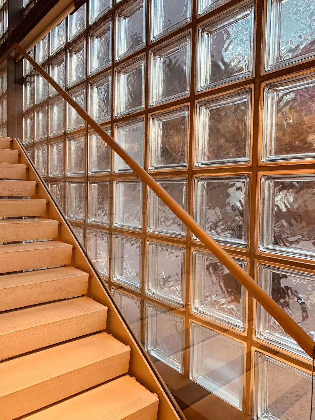 玻璃砖 透明 方形卫生间大块隔断半截墙透光不透人水晶砖断半墙