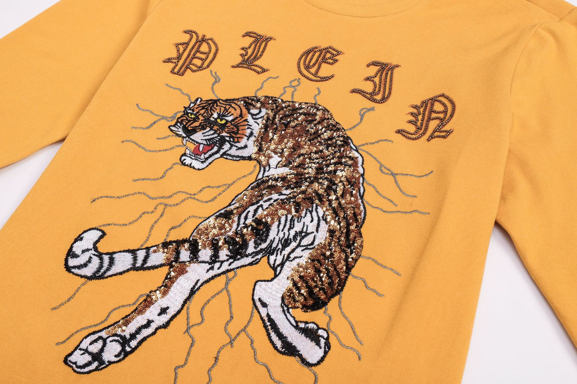 潮牌菲利普普兰春秋新品男欧美街头时尚绣花珠片老虎圆领打底卫衣