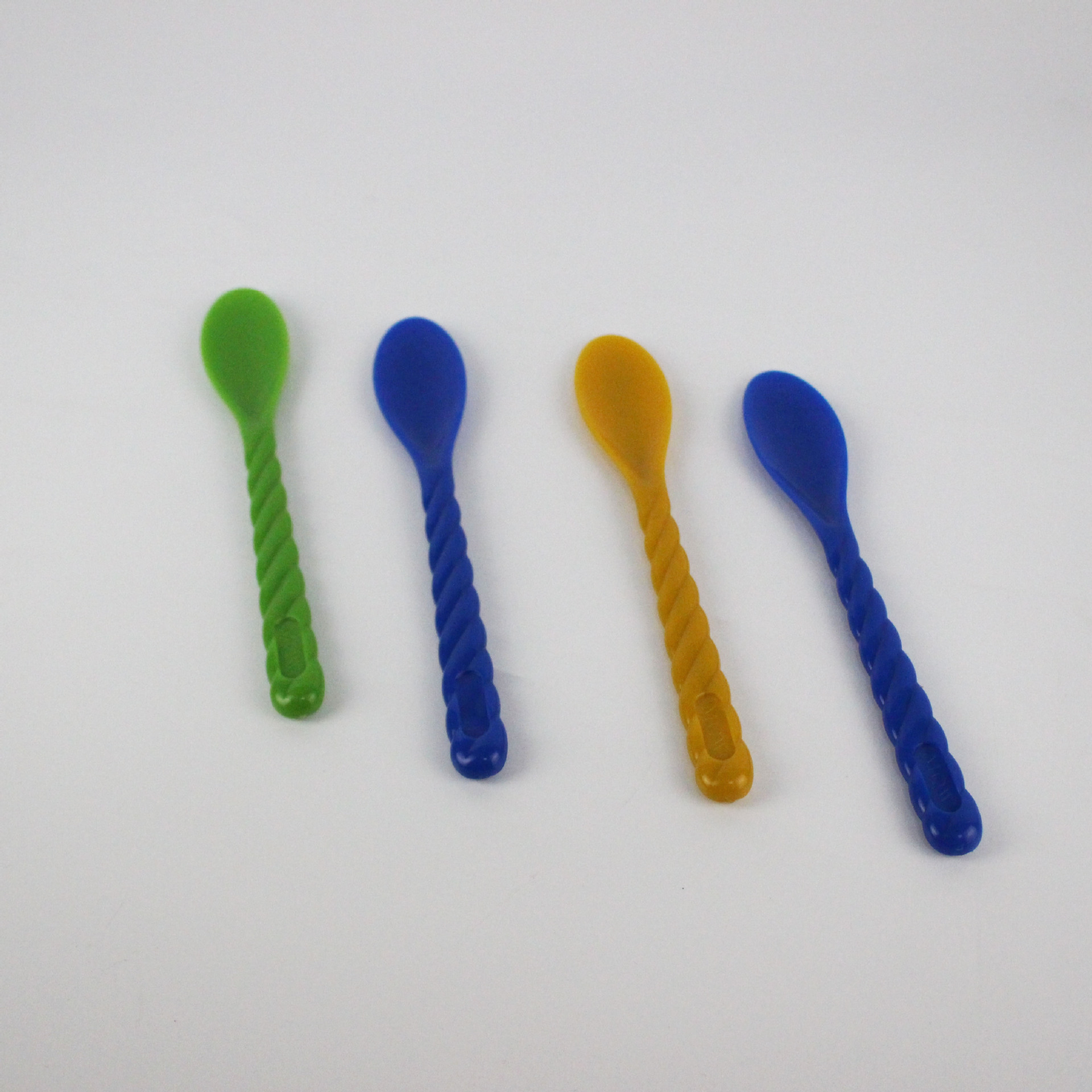 外卖打包一次性性环保塑料勺子 长柄一次性汤勺 聚会paty蛋糕勺