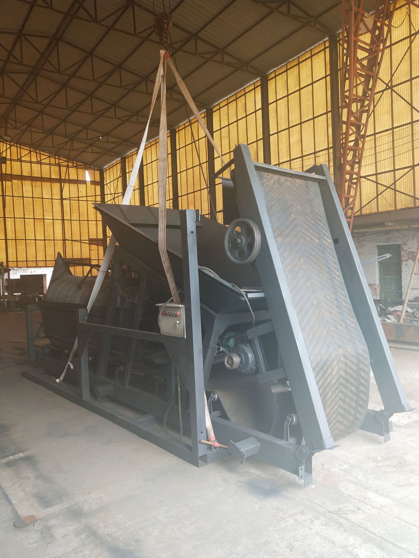 小型电动滚筒筛沙机筛草机带毛刷木屑药材食品筛选机