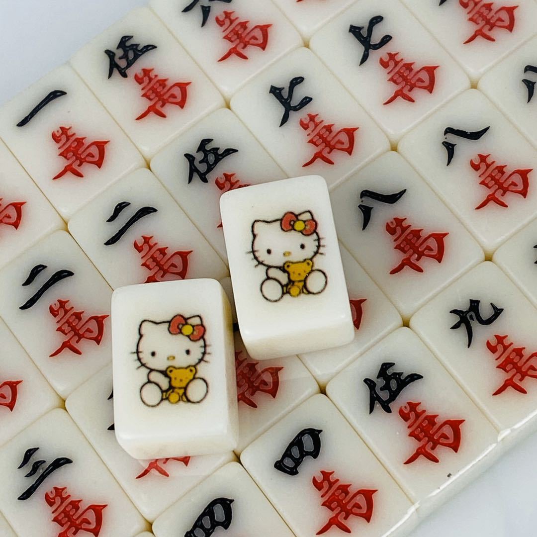 厂家直销20mm迷你卡通kt玉白麻将旅行户外抖音小麻将一件代发批发