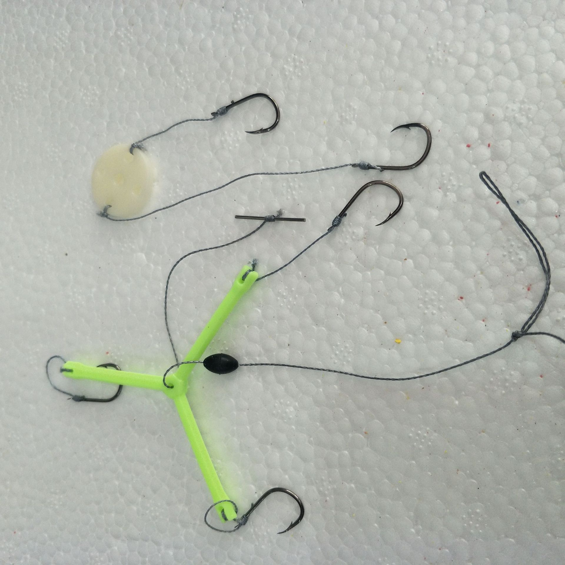 改良翻板钩底钓浮钓两用翻板钩盘钩防缠绕爆炸钩糠饼板钩套装翻版