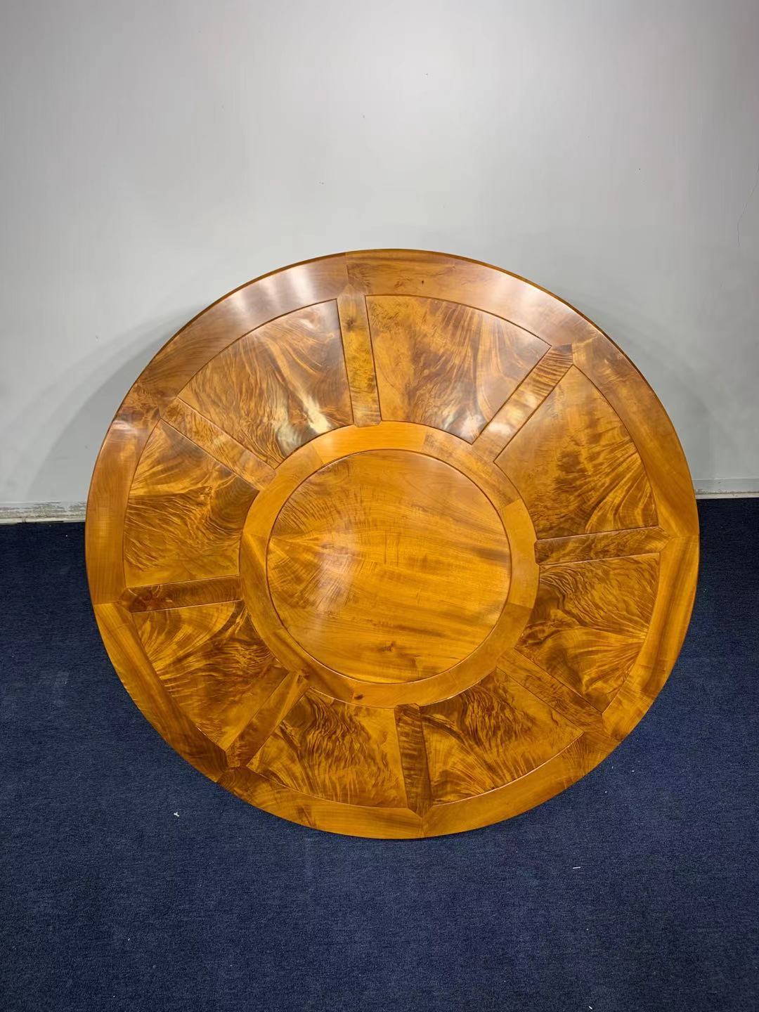 红木金丝楠木小叶桢楠圆餐桌厂家直销