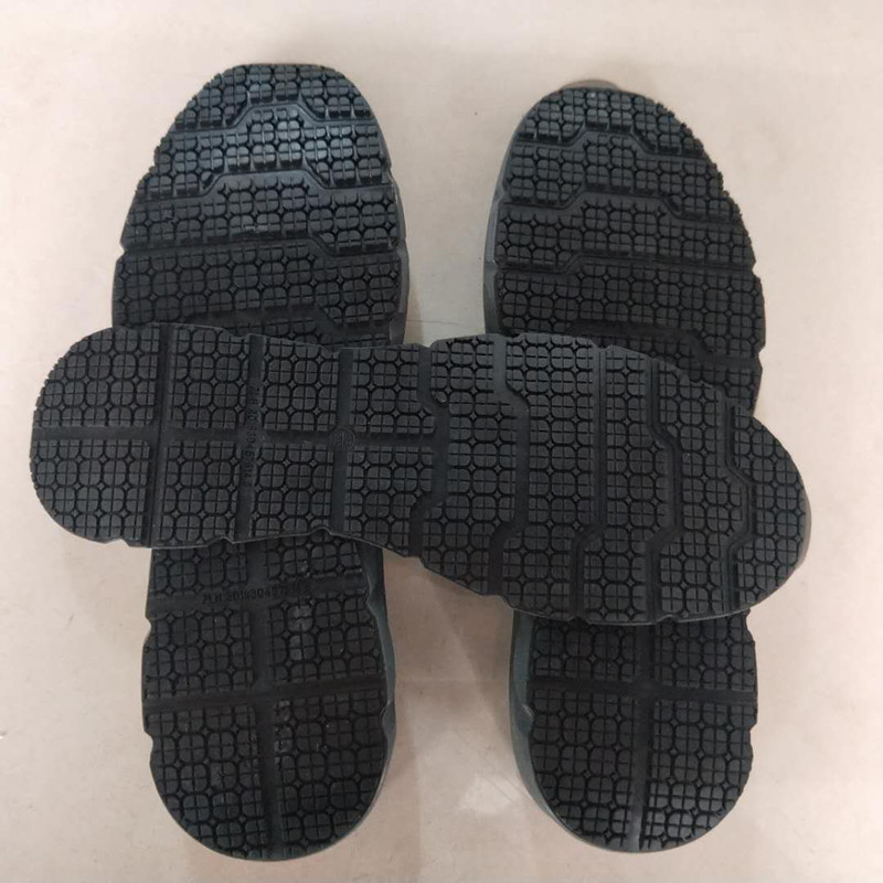 厂家恒达鞋材橡胶鞋底耐油止滑功能厨师鞋劳保鞋大底来样定制