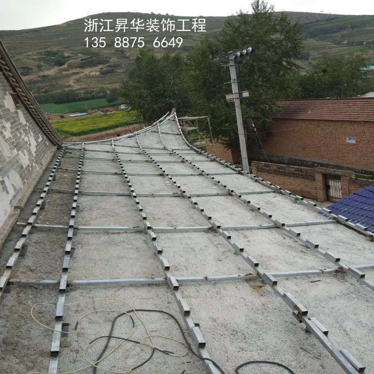 河南圆筒形仿古彩钢琉璃瓦780型一体瓦,0.5厚彩钢屋脊瓦全国发货