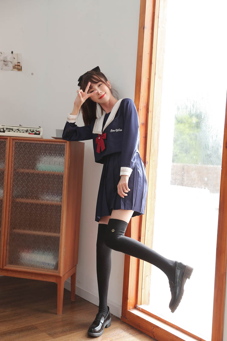 竖条长袜秋冬棉过膝袜jk高筒袜皇冠刺绣长筒袜大腿袜女袜学生袜