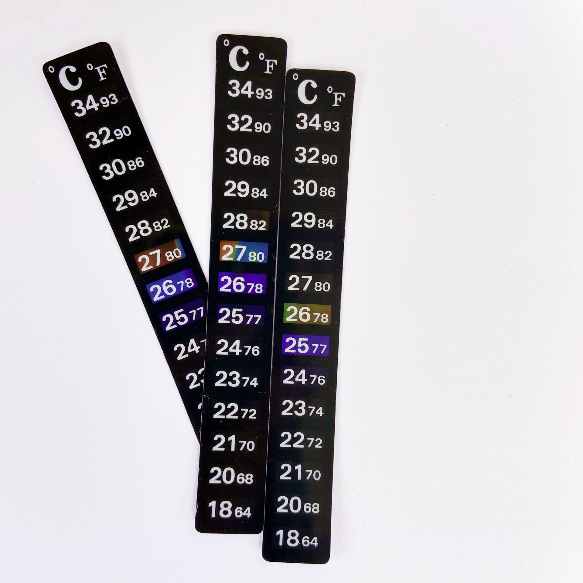 鱼缸水族箱纸贴温度计贴片数字式显示感应感温变色液晶厂家供应