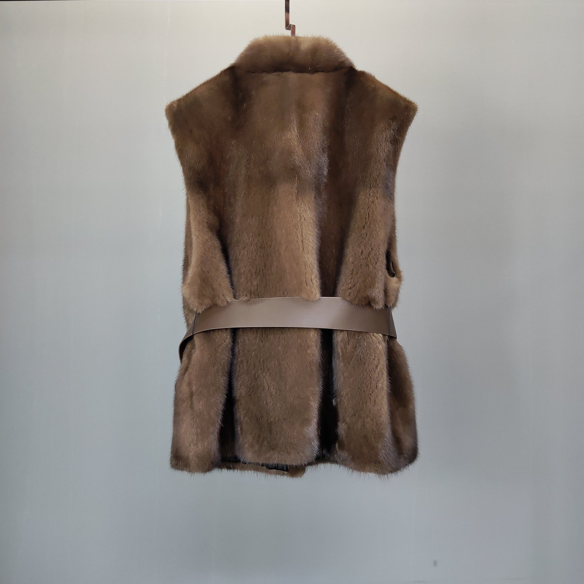 2020海宁新款进口天鹅绒级紫标水貂多色哥本哈根马甲皮草批发