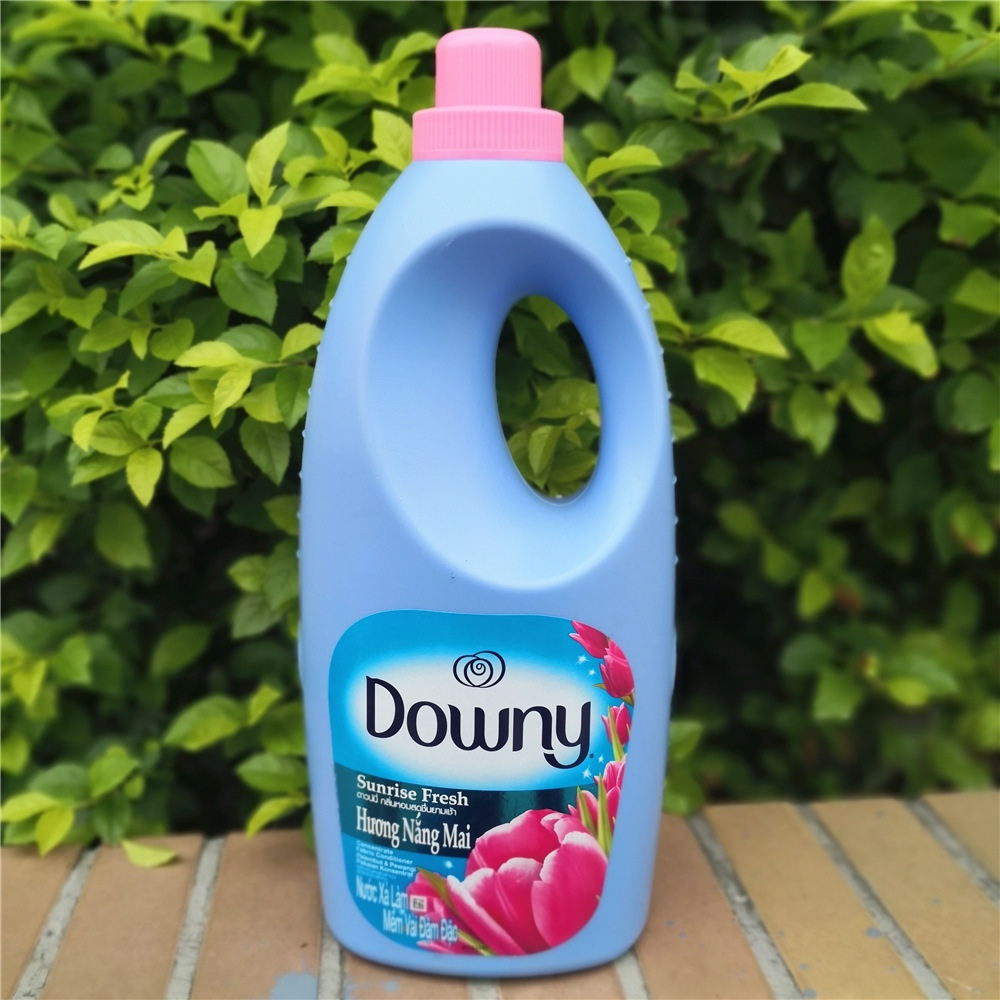 越南洗衣用品进口downy当妮柔顺剂浓缩型优雅花香1.8瓶拍下包邮