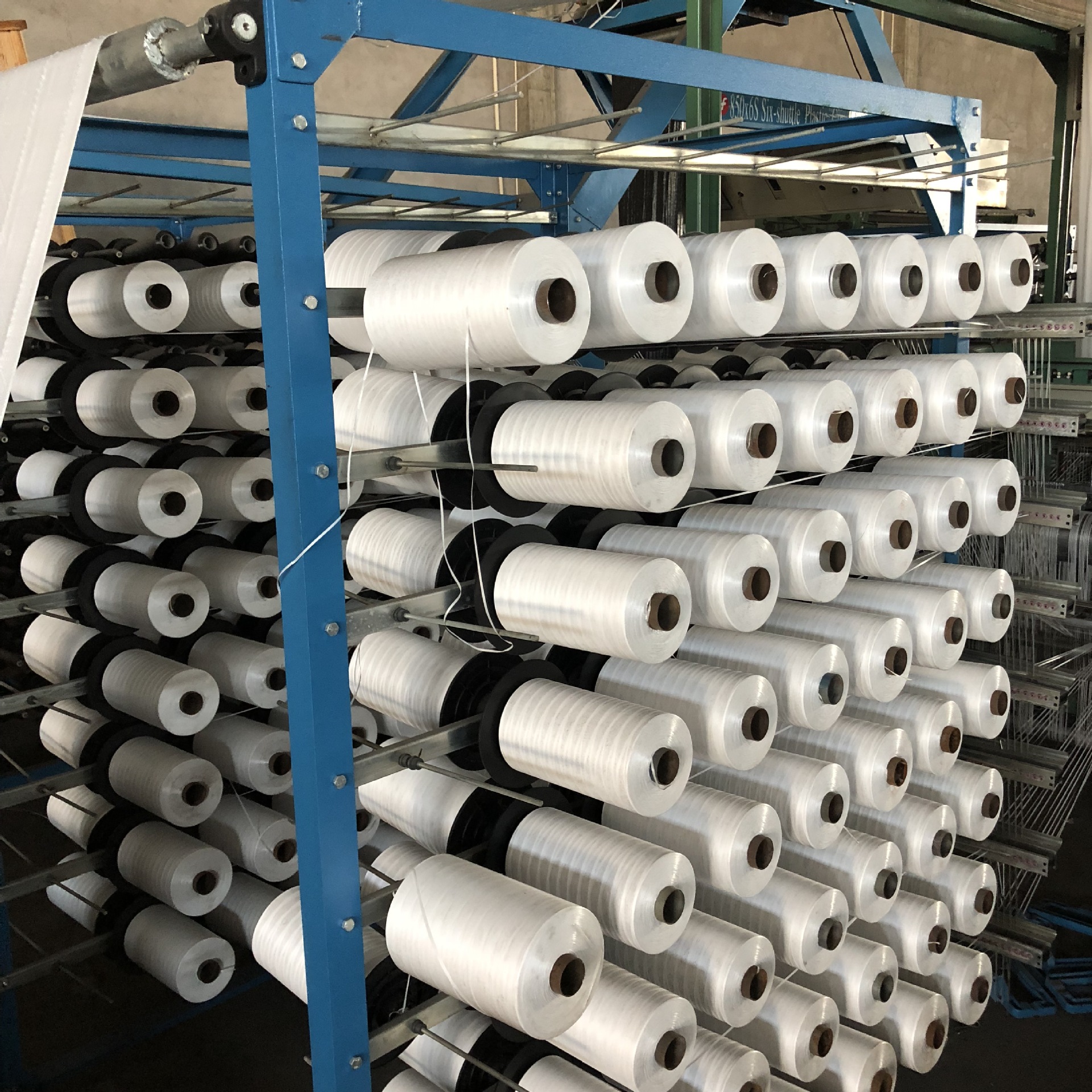 厂家直销新型节能小凸轮四梭圆织机八梭圆织机价格优惠