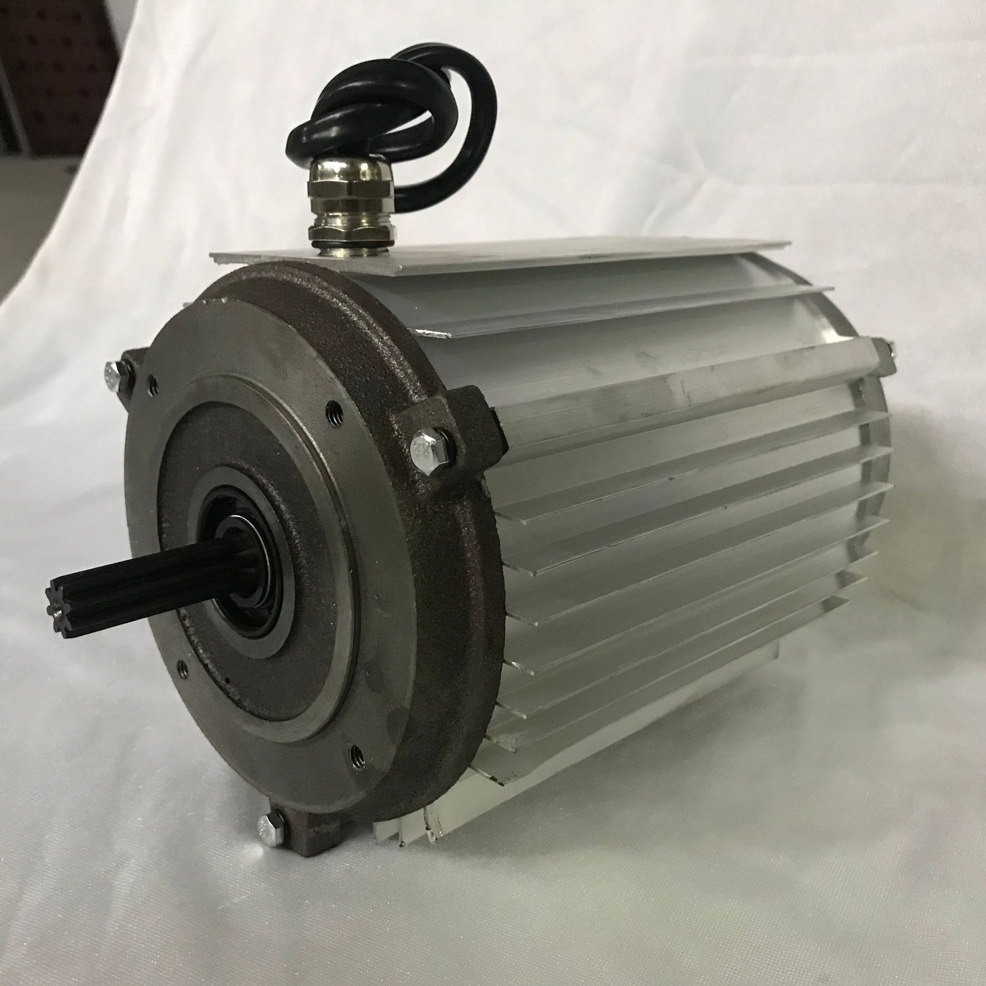 卷帘专用微型大棚防水侧置卷棉被单三相电机220v1.5kw电动卷帘机