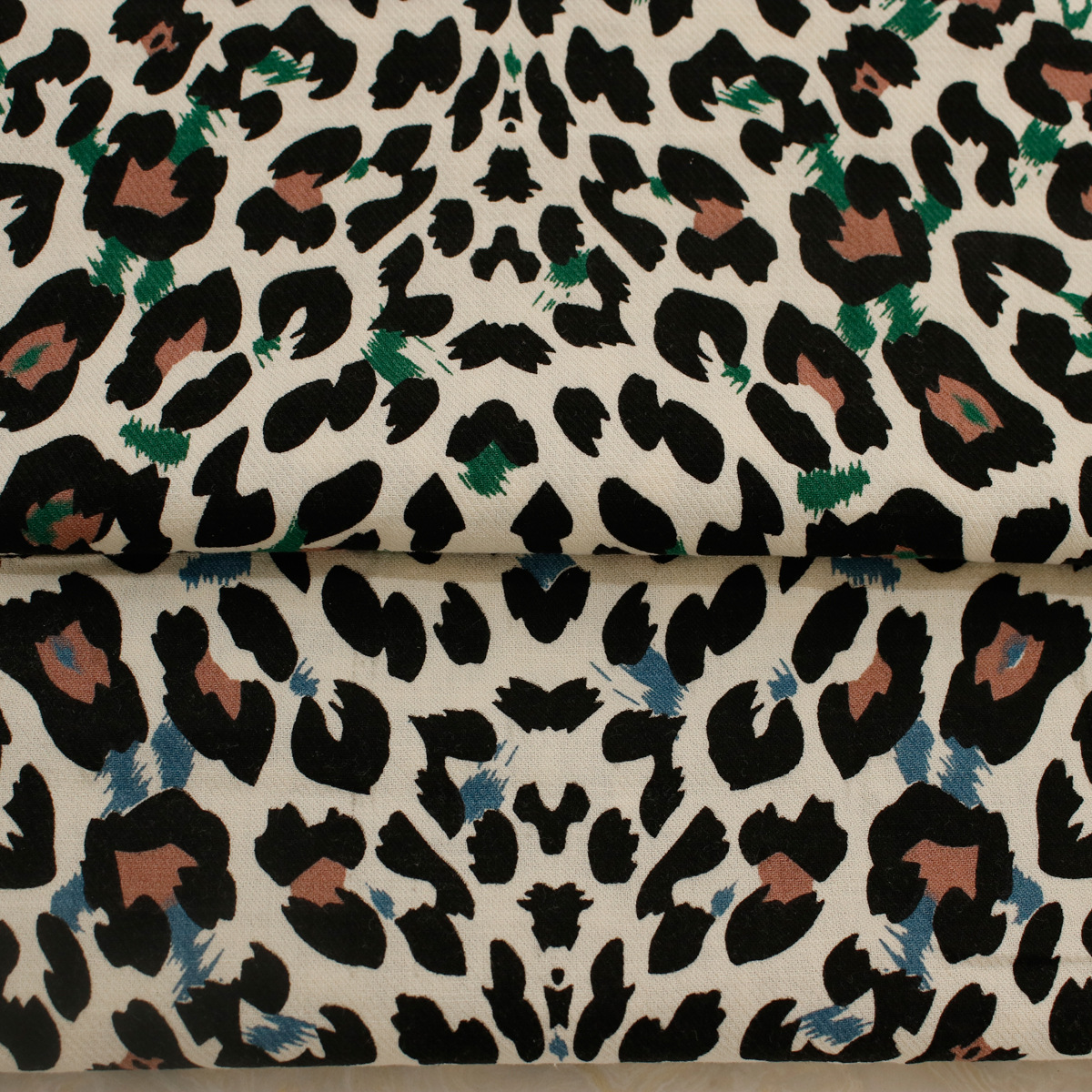 春夏豹纹迷彩印花斜纹竹节洗水棉面料 韩版潮流男童衬衫外套棉布