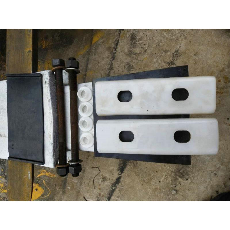 新型重轨配件护轨梭头 50kg60kg护轨装置