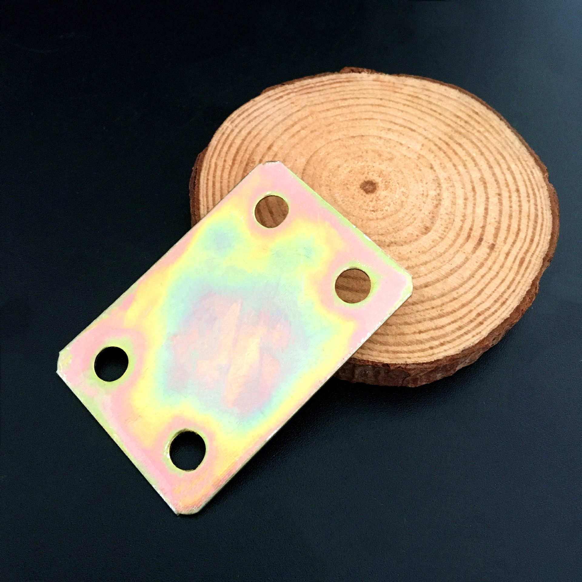 厂家直销 4孔直角连接固定铁片 平直片角码平直角片 五金家具配件