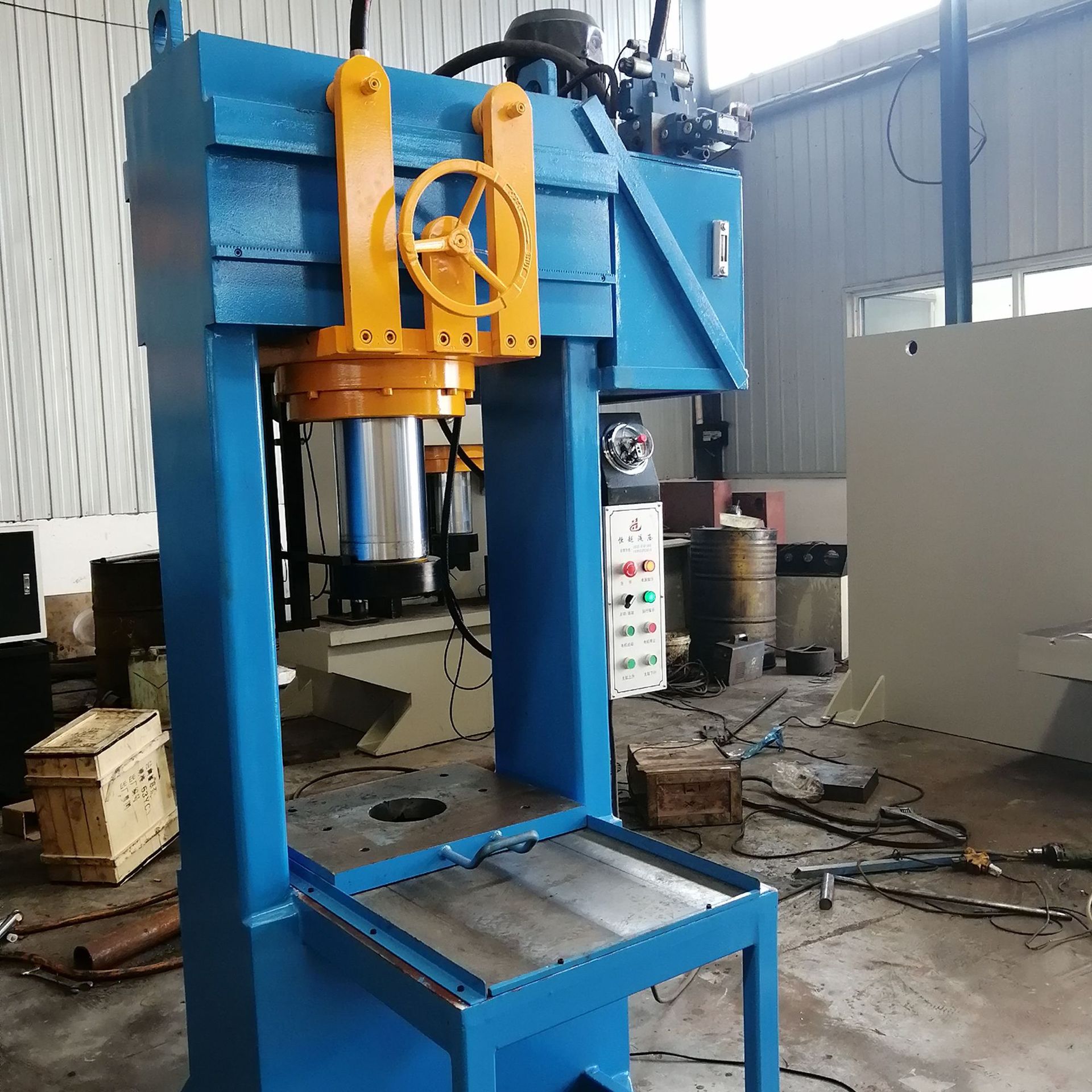 80吨框架式龙门压力机 油缸工作台可移动龙门液压机 厂家可定制