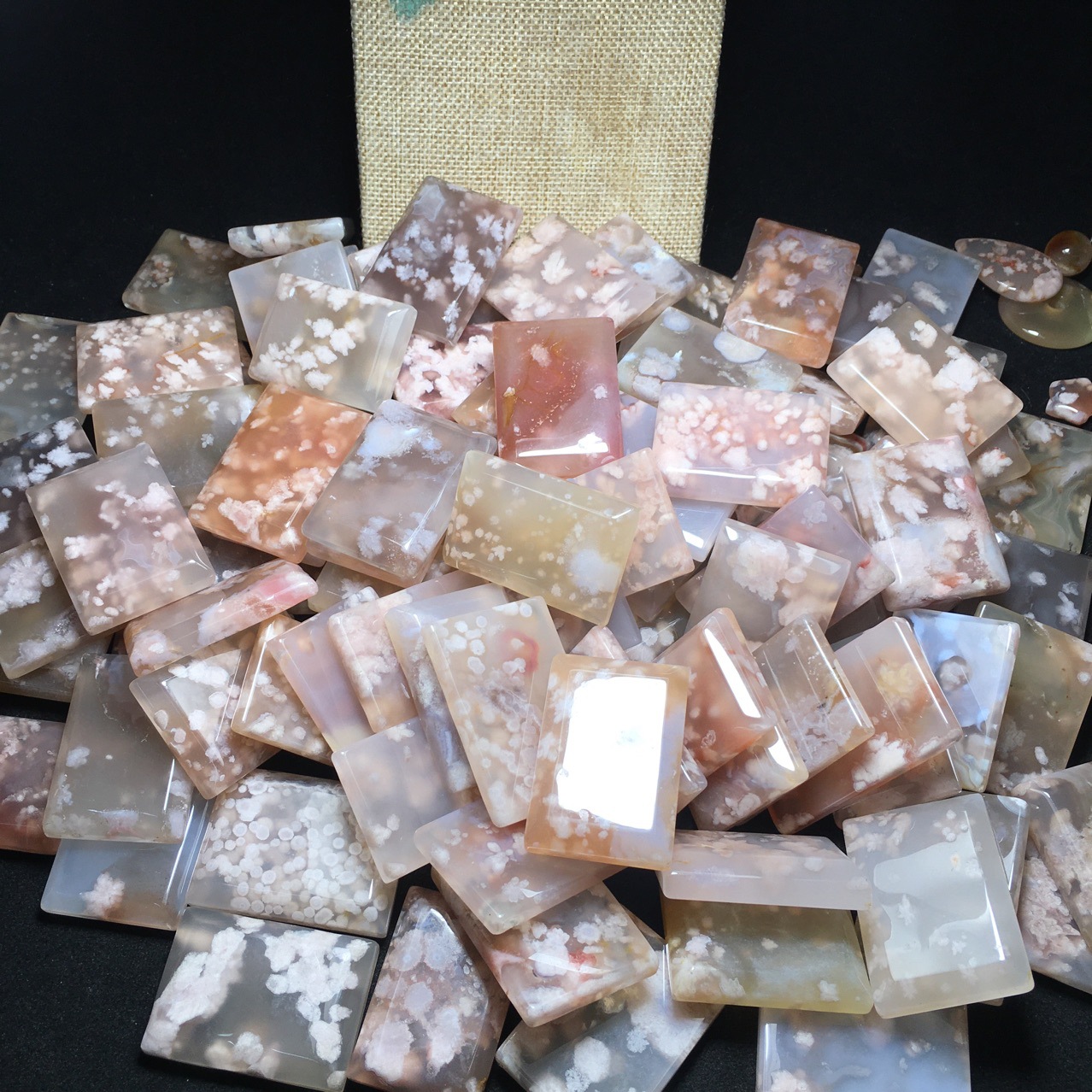 樱花玛瑙冰透飘花无事牌方牌吊坠女毛衣链挂件