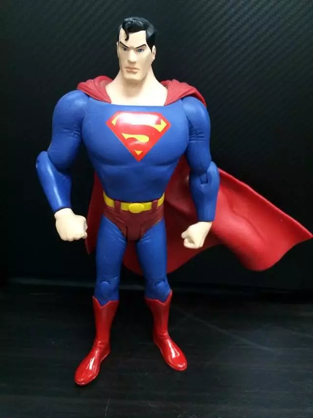 复仇者联盟 红色披风 超人 16cm 关节可动 公仔摆件 手办 模型