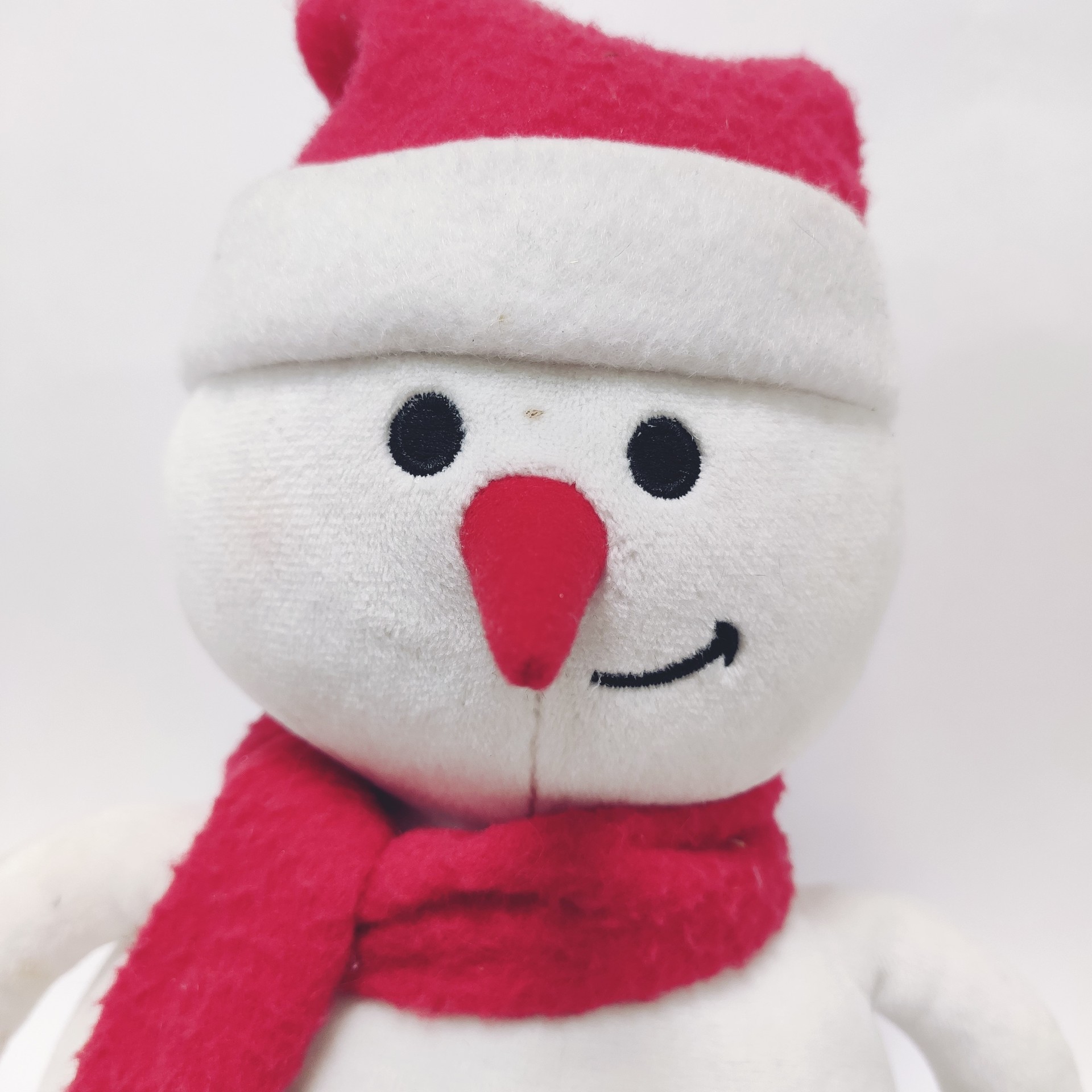 oem加工生产来图来样定做雪人毛绒公仔圣诞节礼品玩具活动纪念品