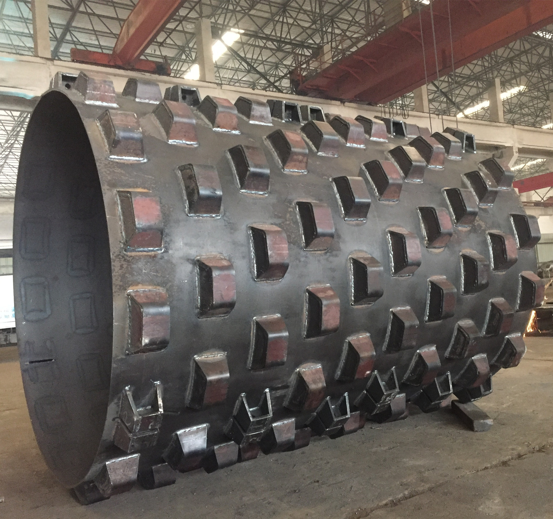 洛建路通徐工山推柳工压路机凸块羊角碾羊角皮 sheep horn roller