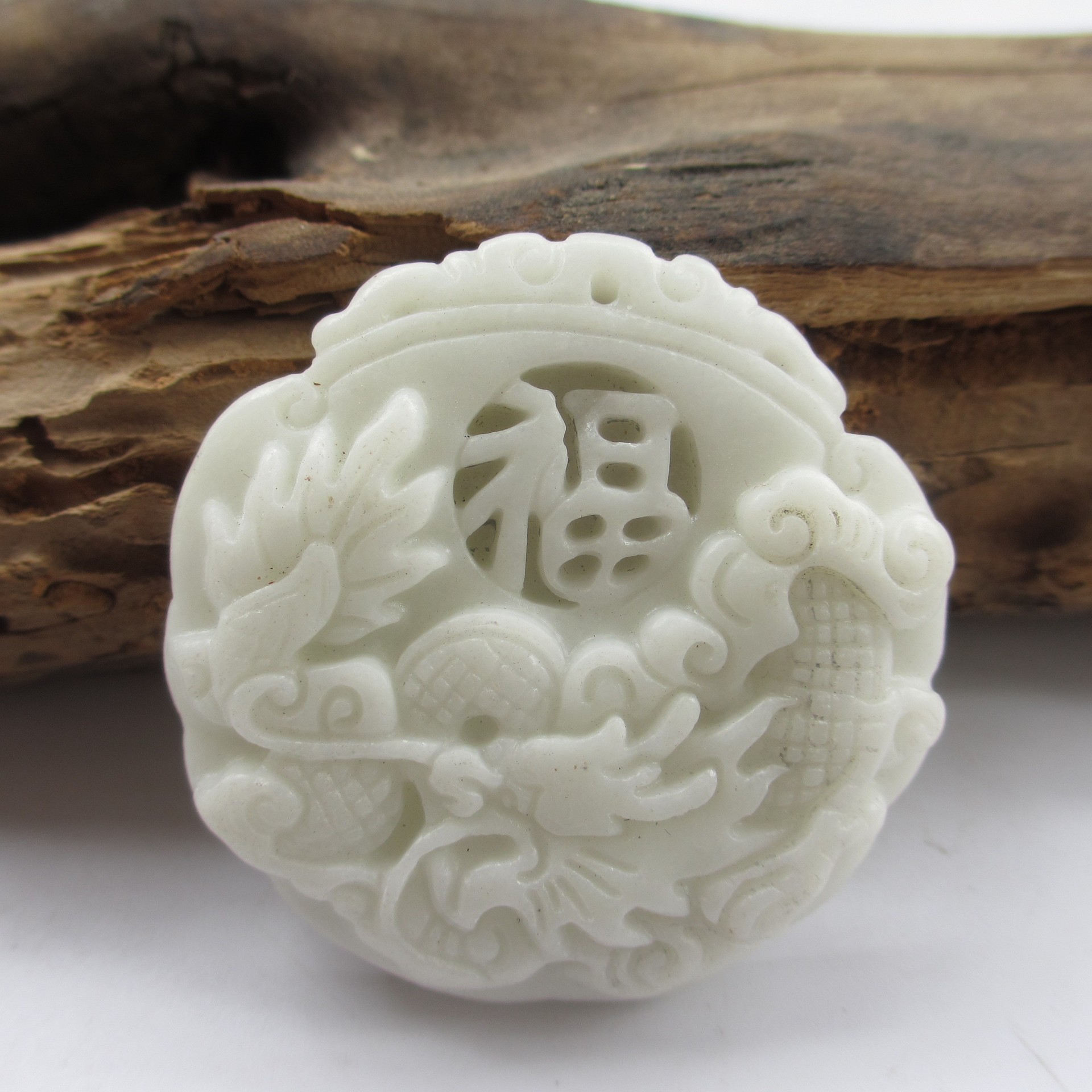 动物蓝田玉