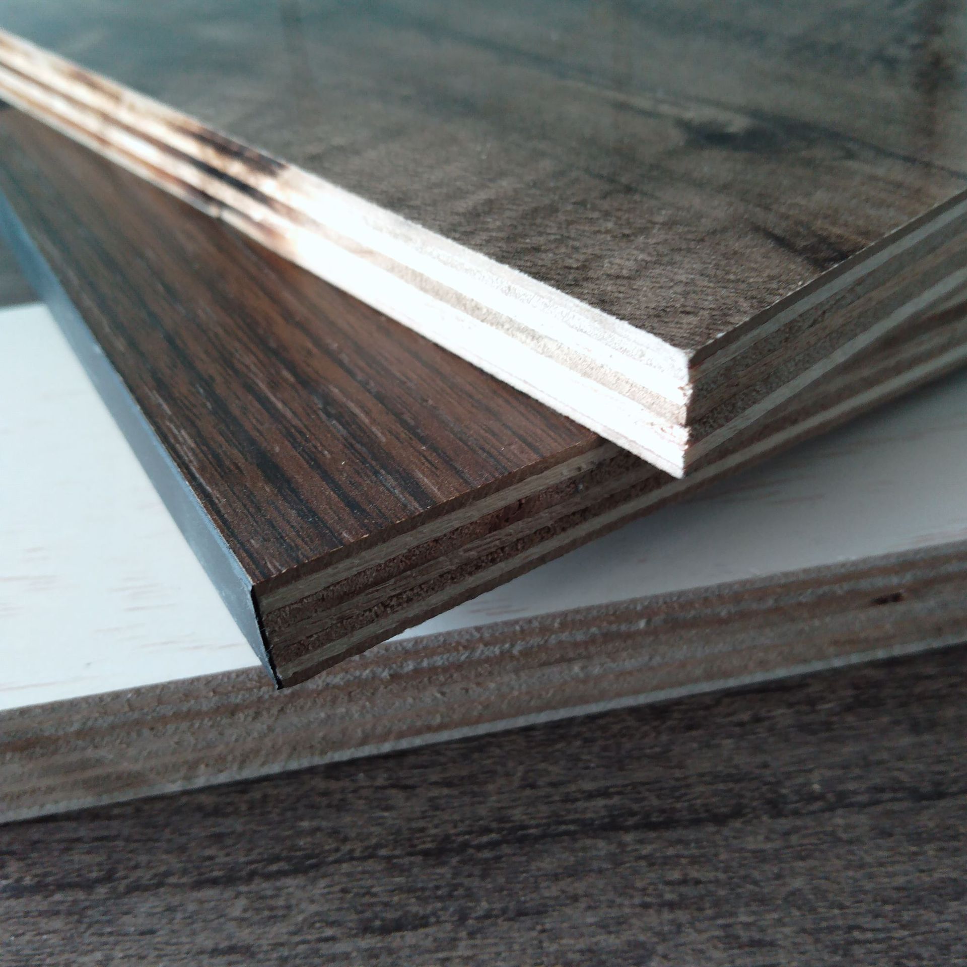 热销实木多层板款式多种可定制柜门护墙咨询客服