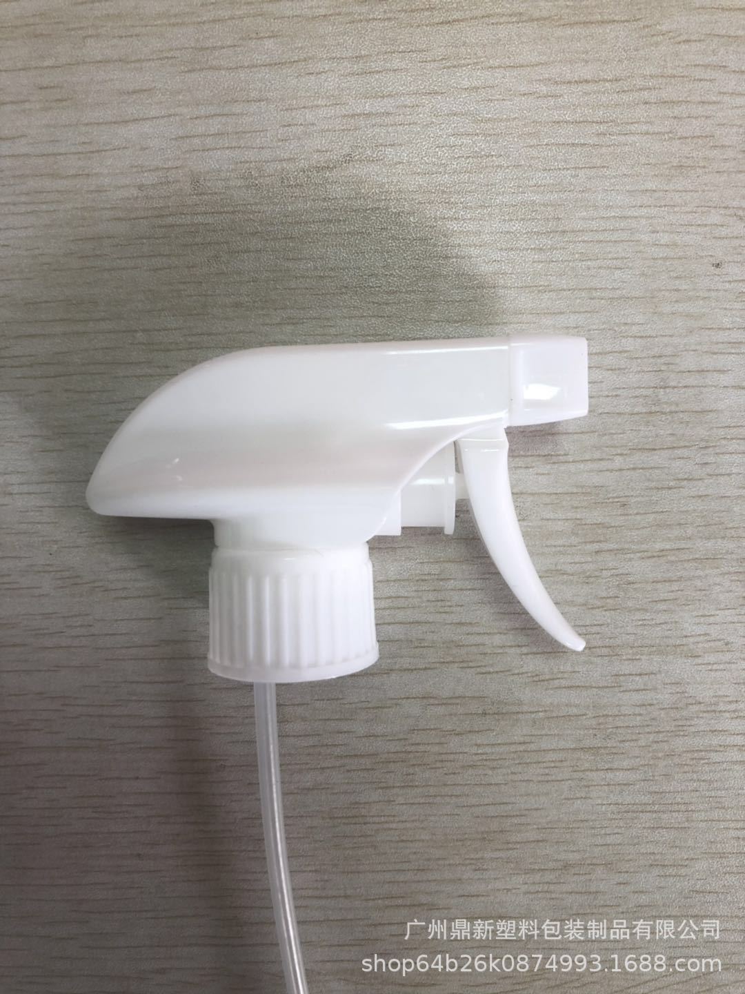 全塑喷枪喷嘴可乐瓶喷壶手扣式喷头雾化方枪喷头清洁剂酒精喷嘴