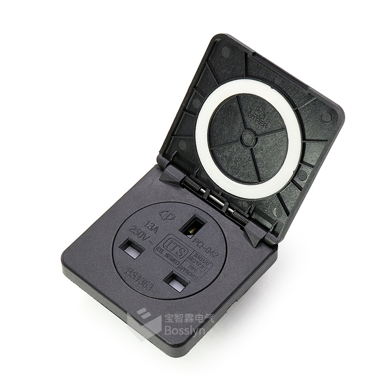 ip54英标室外防水插座 英式高铁动车暗装防水插座 英规工业插座