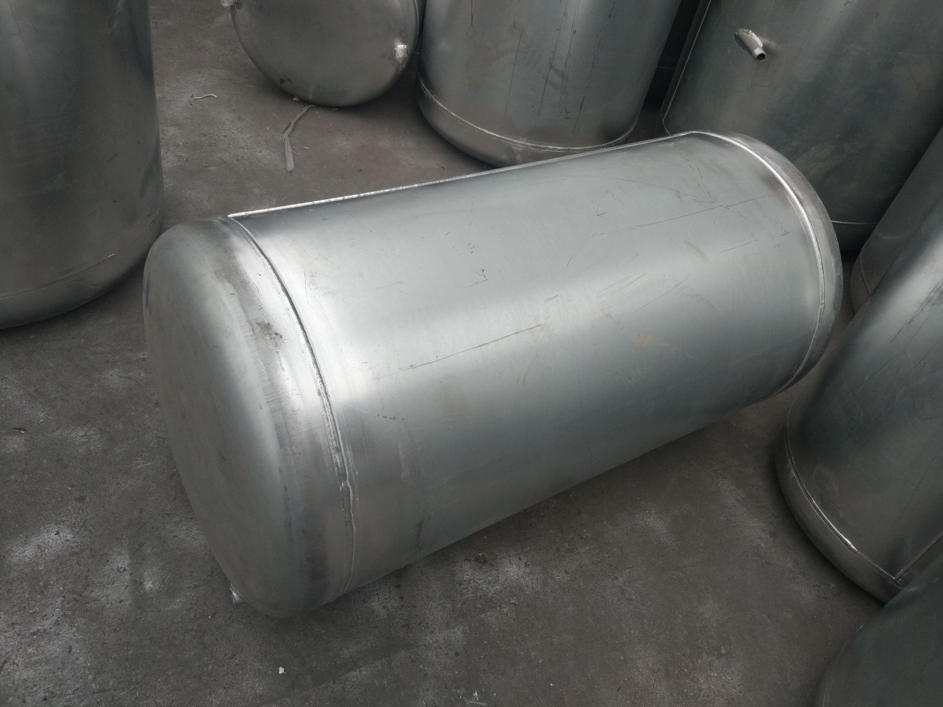 货车淋水桶淋水箱配件定制加工批发零售