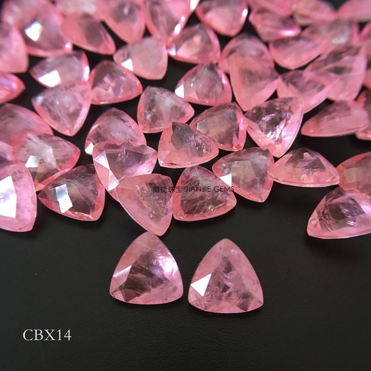 广西梧州(人造宝石之都)颜 色:祖母绿,红宝,蓝宝,帕拉依巴色,粉红