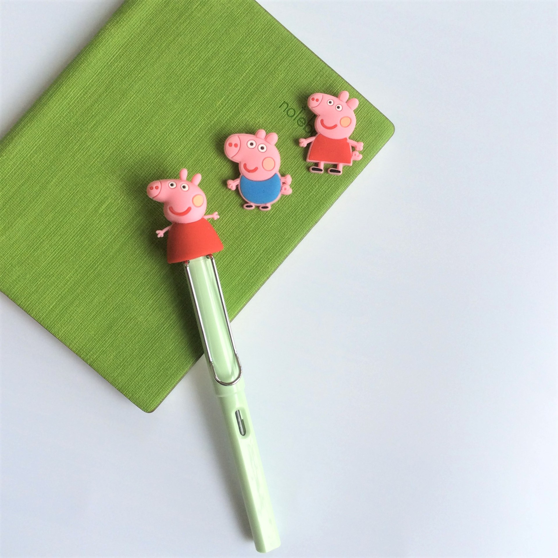 卡通熊硅胶笔帽可妮兔3d立体笔头圆珠笔铅笔钢笔文具配件