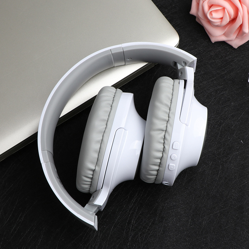 呼吸灯收音插卡蓝牙耳机头戴式重低音手机无线插卡礼品耳麦耳机