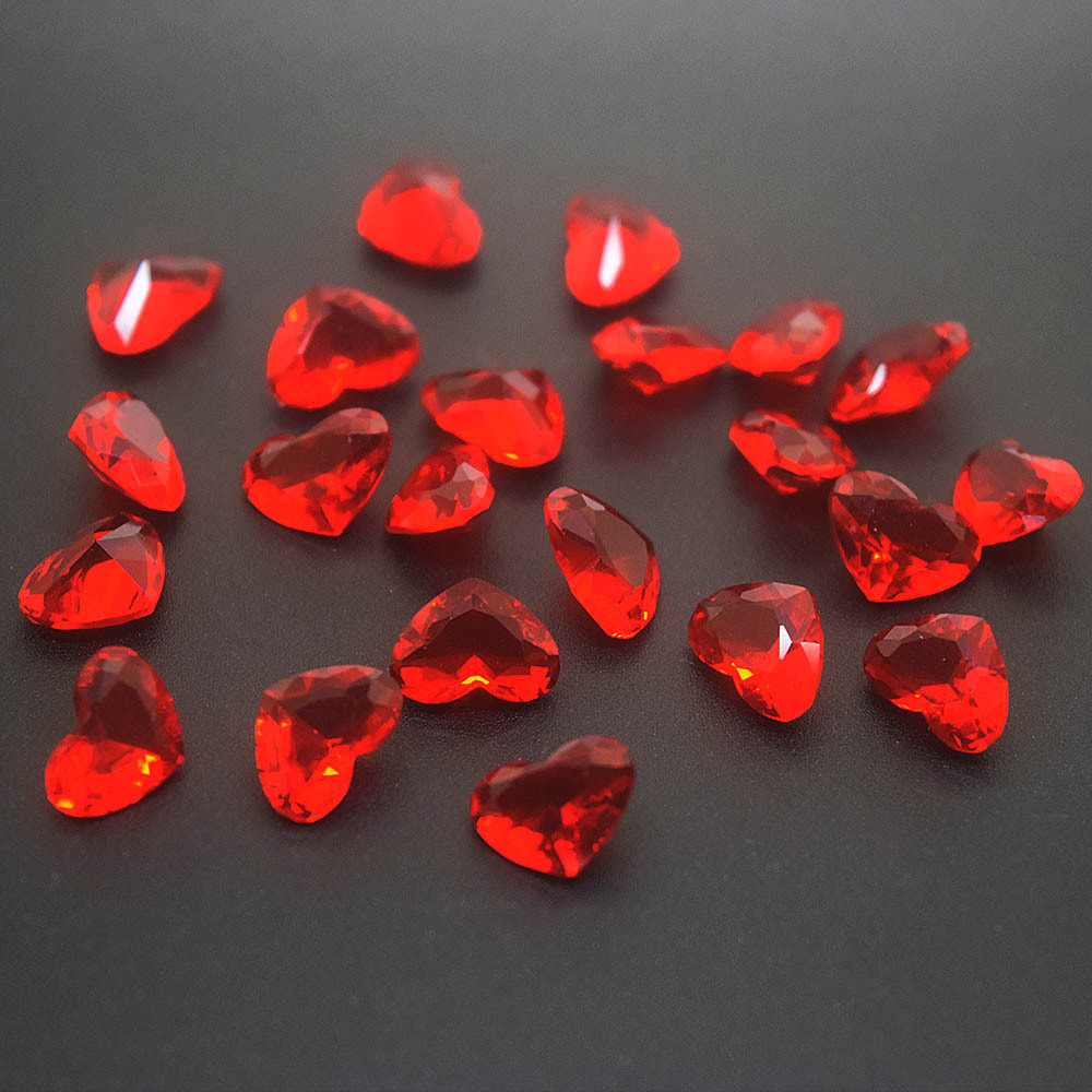 外贸订单 合成玻璃人造宝石心形8*11mm裸石 饰品配石 现货直销