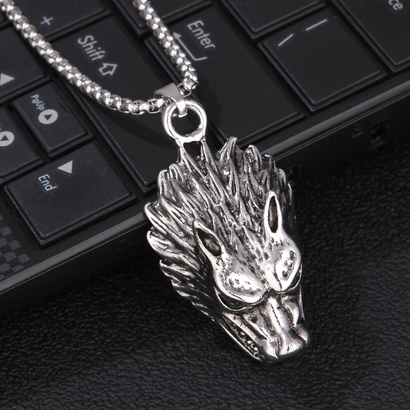 朋克个性复古狼头钛钢吊坠嘻哈项链复古吊坠厂家街头情侣毛衣链