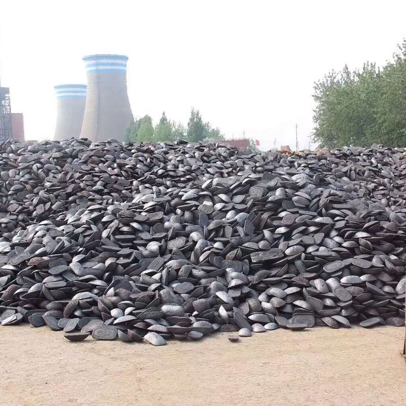 生铁块度均匀,表面光洁无杂质.