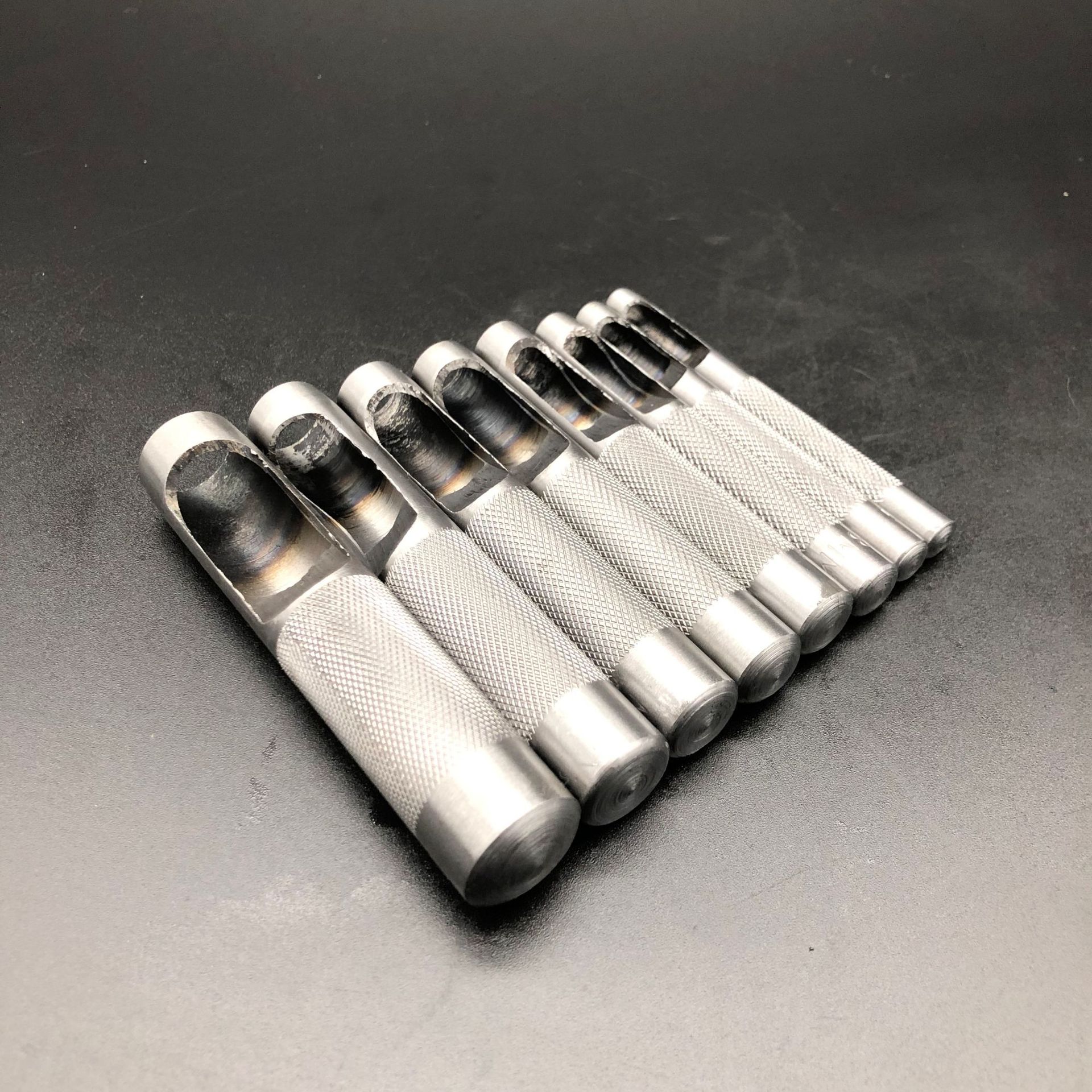 厂家直供皮带冲打孔器皮革开孔器皮带冲孔手动工具冲凿圆冲冲子